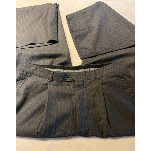 Armani Collezioni 40R 32x28 Gray Stripe Designer Suit Italian Wool Super 150s - Picture 9 of 16